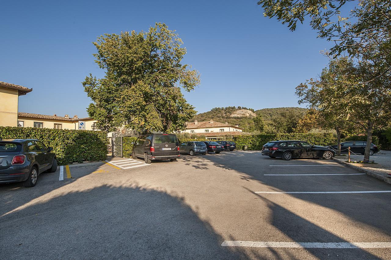 Relais Dell'Olmo Hotel Перуджа Екстериор снимка